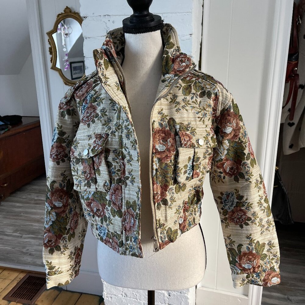 Floral Jacket NEW (S)